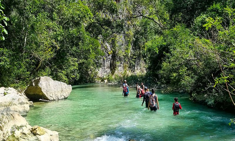 Bonito Adventure ( via Campo Grande - MS )
